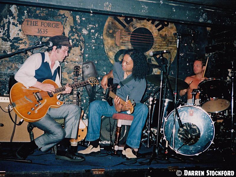 Darrell Bath, Paul Francis and Icen Killen live at the 12 Bar Club, 12 August 2001