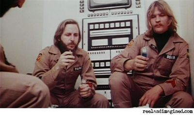 Dan O'Bannon and Cal Kuniholm in Dark Star