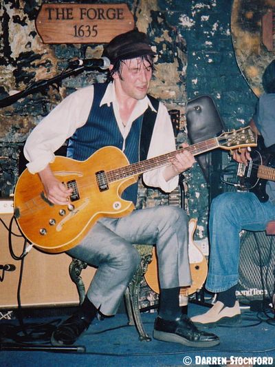 Darrell Bath live at the 12 Bar Club, 12 August 2001