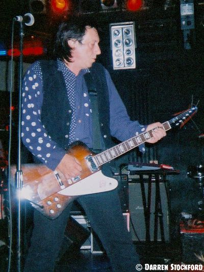 Honest John Plain of Sabre Jet live at the LA2, 30 August 2000